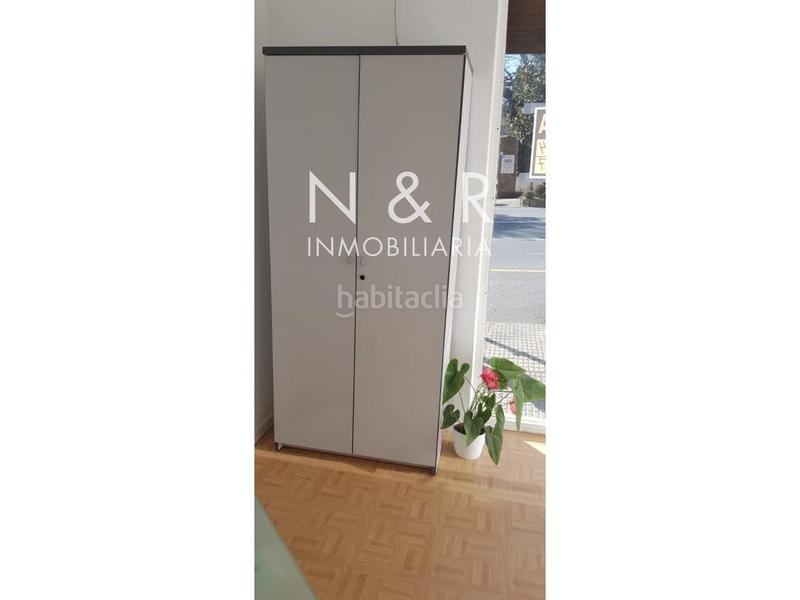 Foto 5ad9a61a-38b7-490d-bead-9a529f9d9b39. Lloguer local comercial a Castiñeiriño - Cruceiro de Sar Santiago de Compostela