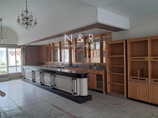 Location Local commercial  Rosalia de castro. Local en alquiler en conxocastiñeiriño