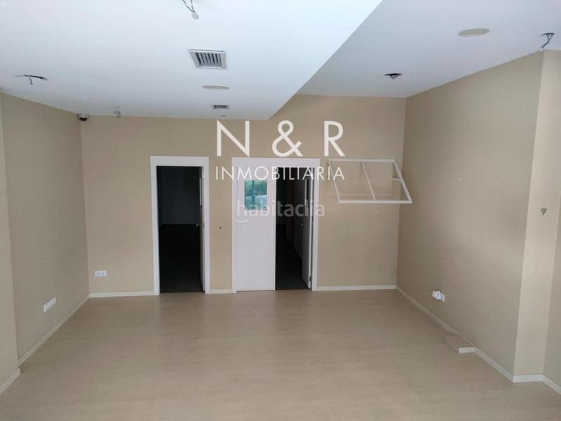 Foto 0034e3c1-52a7-427a-bf8b-06fabd176c35. Local comercial a O Milladoiro Ames