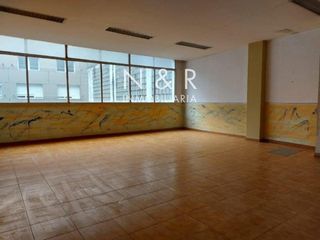 Local Comercial a ROSALIA DE CASTRO
