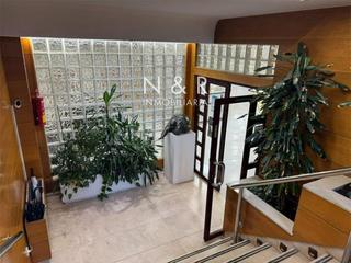 Lloguer Local Comercial  Rosa. Se vende o alquilan oficinas en el ensache  rúa rosa