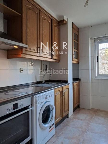 Foto 36e1f750-d338-4c36-bda5-0afb6ebe007c. Etagenwohnung mit heizung parking in Concheiros - Fontiñas Santiago de Compostela