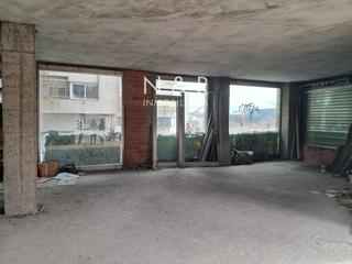 Lloguer Local Comercial a Vilagarcia 23. Se alquila en el ensache  avenida de vilagarcía