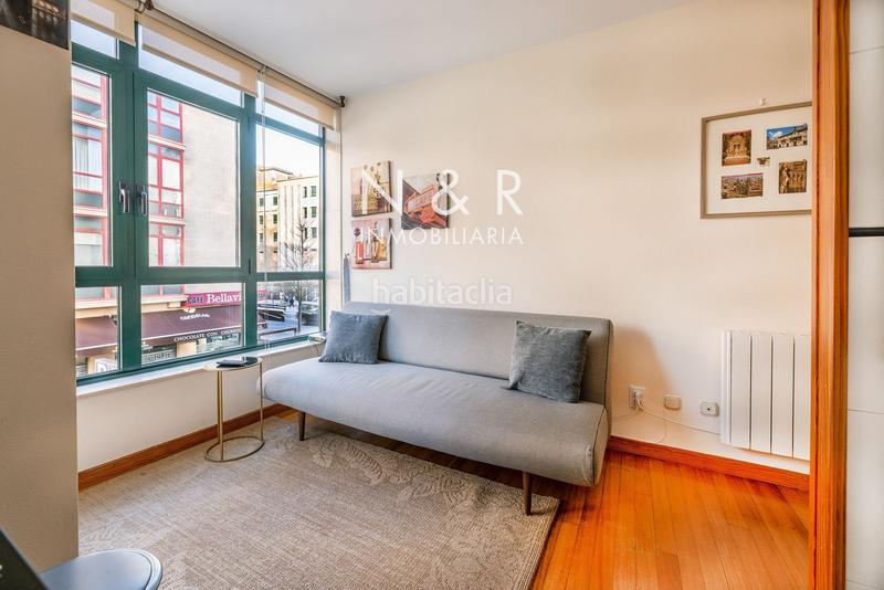 Foto 2eb1b794-c6f5-493d-bb07-b91f44c04041. Alquiler apartamento se alquila piso en rúa galeras galeras en Santiago de Compostela