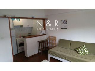 Miete Etagenwohnung  Pelamios. Se alquila campus norte  rúa pelamios