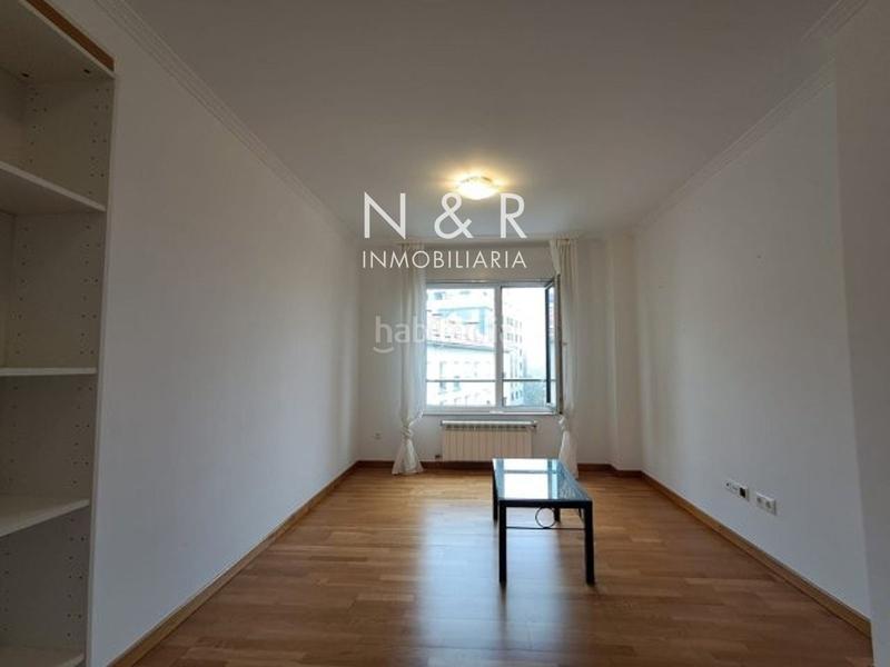Foto e847e48a-607b-4bc3-9451-230cc96b9600. Piso luminoso piso en venta en santa marta en Campus Sur - Santa Marta Santiago de Compostela