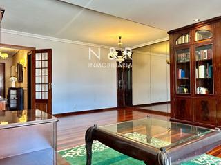 Appartement  Calle da república arxentina. Se vende piso en rúa republica de arxentina  ensanche