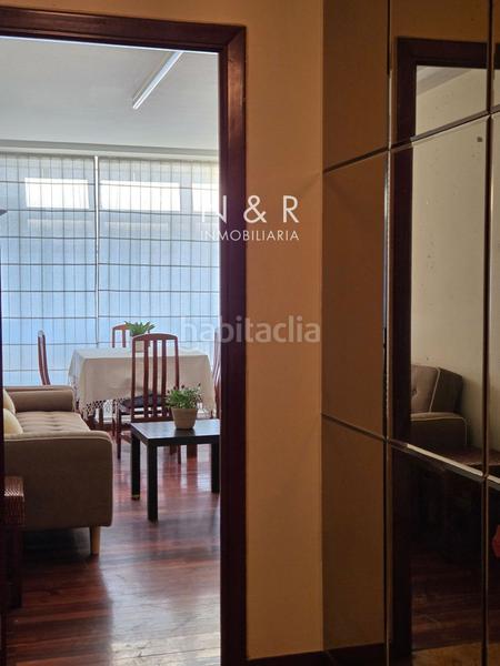 Foto b7b393ab-0ed4-4e81-82a7-dd0fa4a005d9. Alquiler piso se alquila en piso en rua da rosa ensanche en Santiago de Compostela