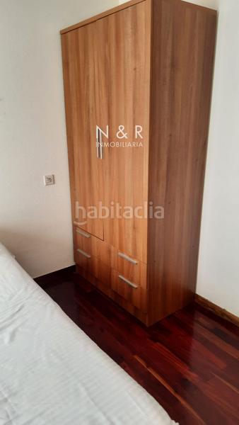 Foto c0abd227-a003-4202-83bf-521392c8b17b. Miete etagenwohnung in Ensanche - Sar Santiago de Compostela