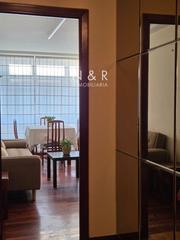 Rent Flat  Calle da rosa. Se alquila en piso en rua da rosa  ensanche