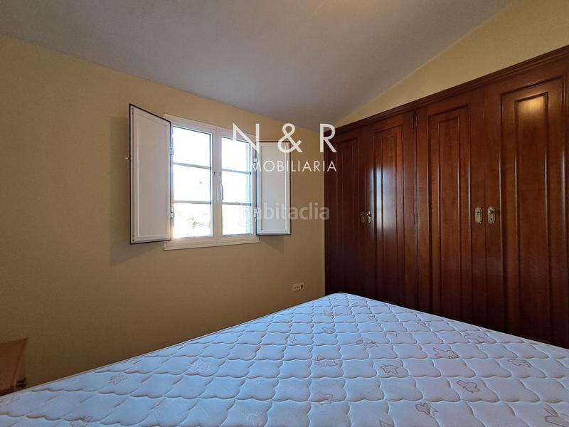 Foto 2343f588-08b2-4bdc-80d7-2499aff5f2a4. Rent penthouse with heating in Castiñeiriño - Cruceiro de Sar Santiago de Compostela