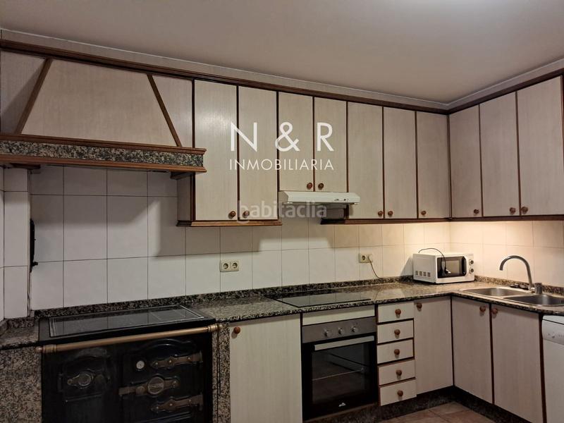 Foto 99ce595f-0cfa-40bd-aacf-c206147a090f. Rent house with heating in Parroquias de Santiago Santiago de Compostela