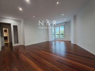 Affitto Appartamento  Frei rosendo salvado. Piso en alquiler en ensanche rúa frei rosendo salvado