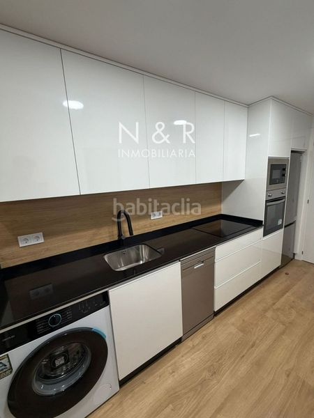 Foto 3f20dcad-e163-4781-a86f-e30fa9bd9051. Àtic a O Milladoiro Ames