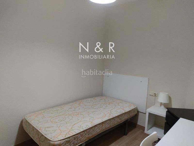 Foto 1b00fcd9-c888-4d5c-ae6d-580d9011f4ff. Flat with heating in Ensanche - Sar Santiago de Compostela