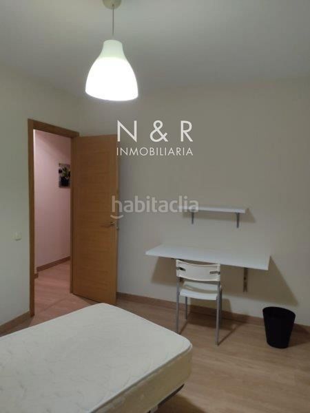 Foto b211a7f7-07b4-436a-8bd4-abeeb531be06. Flat with heating in Ensanche - Sar Santiago de Compostela