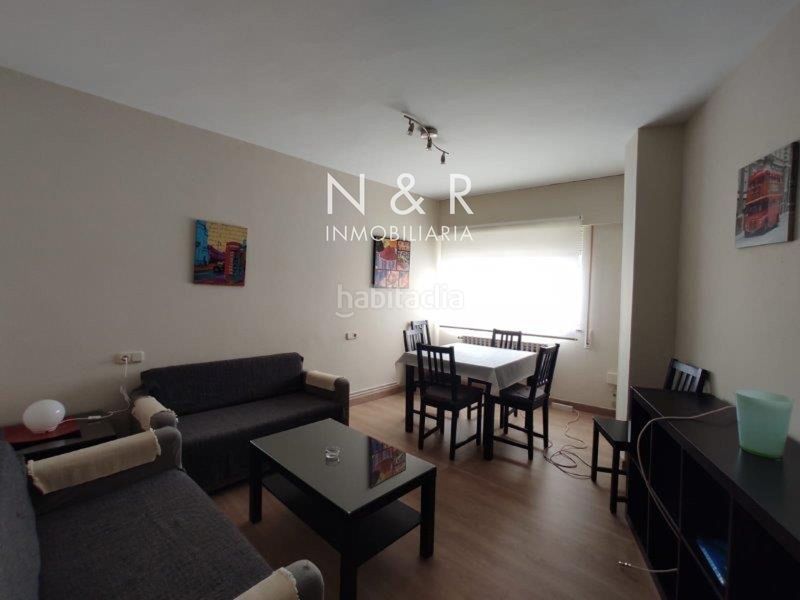 Foto f4024641-4e17-4b7c-b66a-8a02ed77fc4f. Flat with heating in Ensanche - Sar Santiago de Compostela