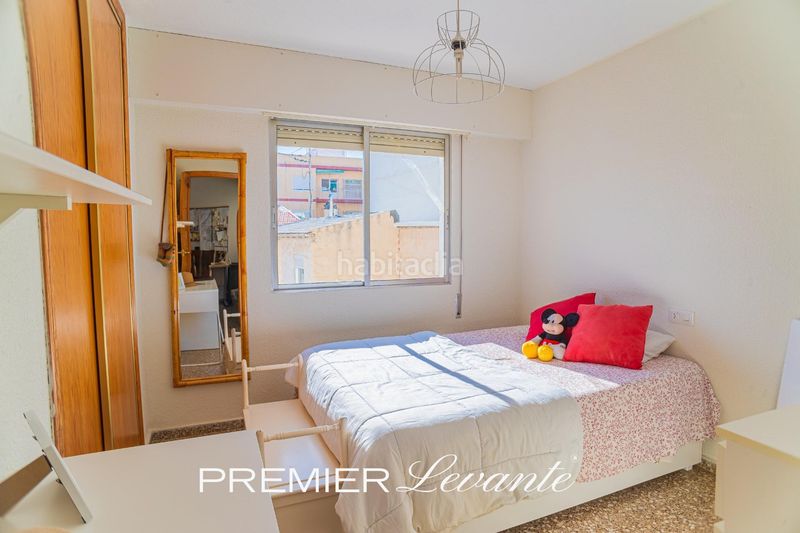 Foto bd2a2359-bd69-42da-ac84-8eddf062b95b. Pis a Carolinas Altas Alicante