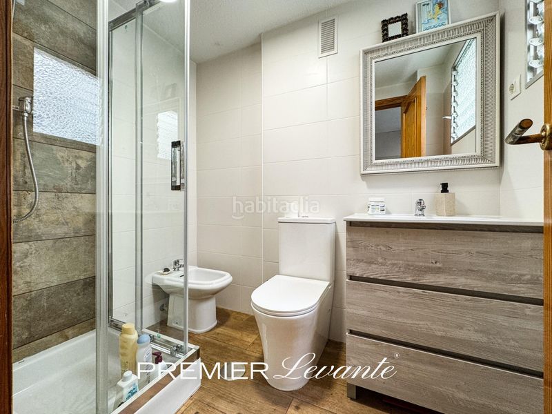 Foto e485692a-0554-4c79-9263-7ba8010d824a. Pis a Carolinas Altas Alicante