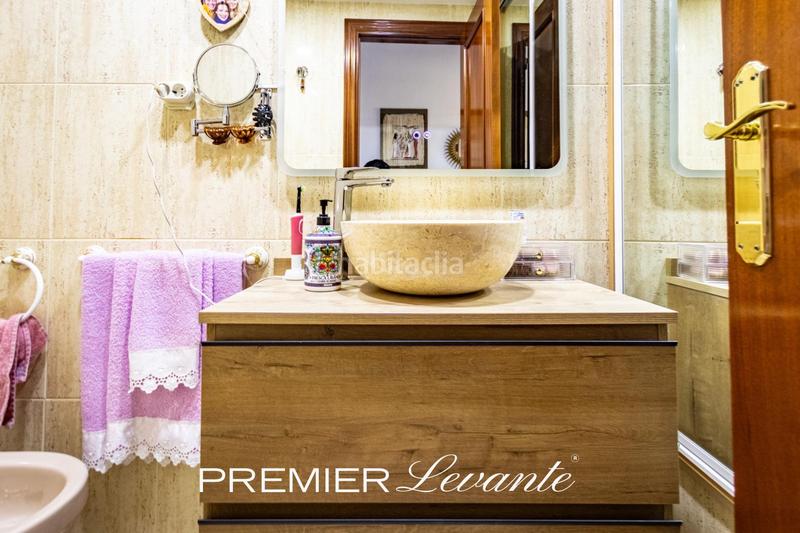 Foto 31eb1c23-98b9-421e-b5d3-56c1912e89ce. Piso moderno piso con piscina y terraza en Garbinet - Parque de las Avenidas Alicante