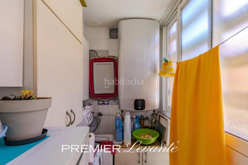 Foto 43726d89-5ed2-49c1-b1e8-e6f857ed0d91. Piso moderno piso con piscina y terraza en Garbinet - Parque de las Avenidas Alicante