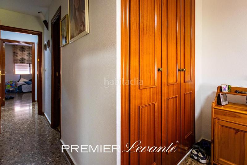 Foto fd8b1604-091f-4cc5-b46c-82bc18c98705. Piso moderno piso con piscina y terraza en Garbinet - Parque de las Avenidas Alicante