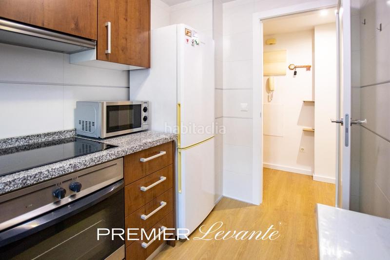 Foto 889be1ee-316d-4b35-8358-13f49d1c3b53. Alquiler piso moderno piso en alquiler en Carolinas Bajas, en Alicante