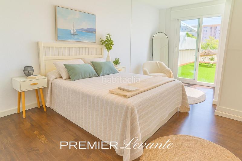 Foto 3aab2459-e112-4368-80d2-8896aa7d4e24. Piso en calle pedro ferrandiz 17 un hogar para disfrutar en playa de san juan en Alicante