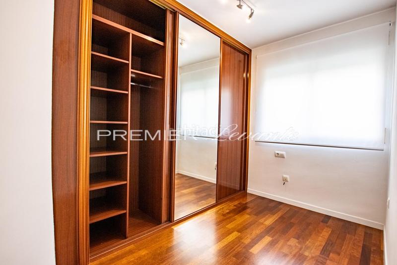 Foto 9b0a21ba-e9e3-4dda-88b0-af529f05df24. Rent penthouse with heating parking in Alipark Alicante