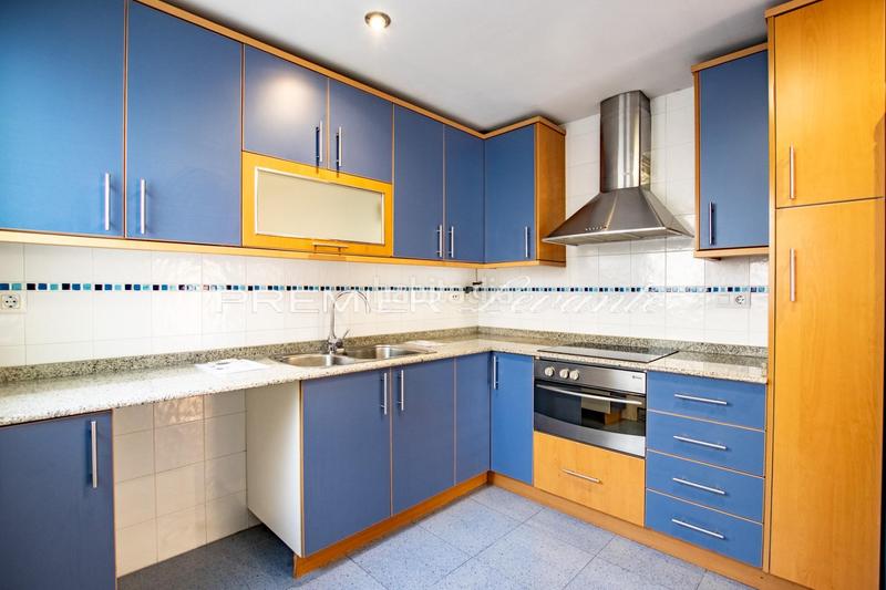 Foto 9c946cca-e7ad-4e2d-b668-c3dbece7c354. Rent penthouse with heating parking in Alipark Alicante