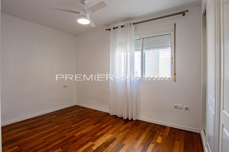 Foto 9df69bbd-4634-44ec-8f26-de92f7869f16. Rent penthouse with heating parking in Alipark Alicante