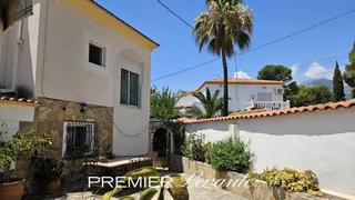 Chalet en Coloma. Chalet independiente en la nucia
