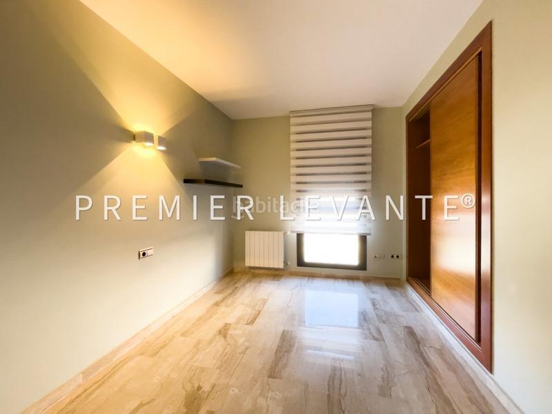 Foto 78ae1091-a814-45bb-99b2-3c1b0b7b76a3. Appartamento con riscaldamento parcheggio piscina in Alicante