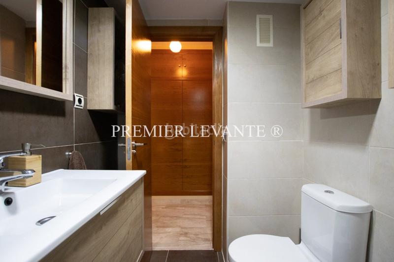 Foto ae5a7cc5-837f-4160-ad9b-6564f0916642. Appartamento con riscaldamento parcheggio piscina in Alicante