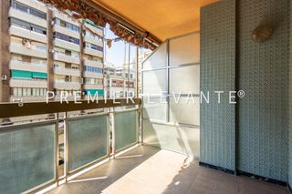 Rent Flat  Avenida alfonso x el sabio. Oportunidad de alquiler en el corazón del centro