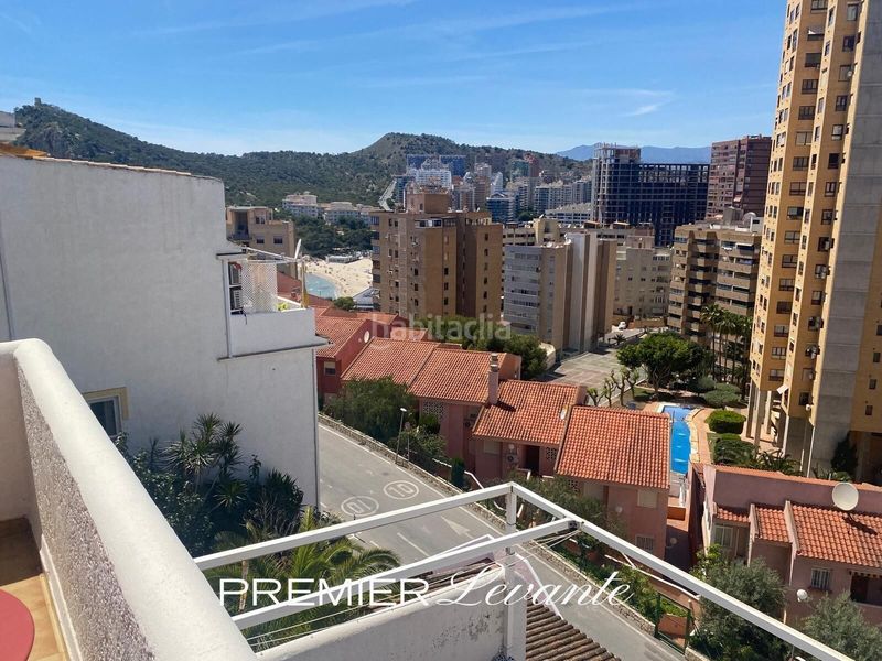 Foto a2214c2e-9261-4371-88af-4aa81b82a334. Pis amb piscina a Playa Poniente Benidorm