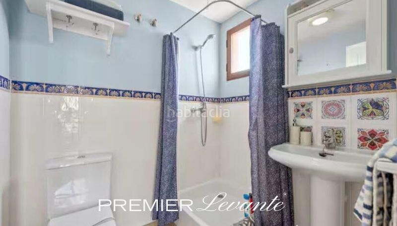 Foto bf837cb6-d67d-424d-8645-c366a0cf56e0. Casa adossada amb piscina a Golf Bahía Finestrat