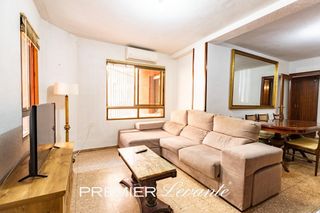 Pis  Benefac.remedios uriarte. Amplio y luminoso piso en carolinas altas, alicante por 179.000