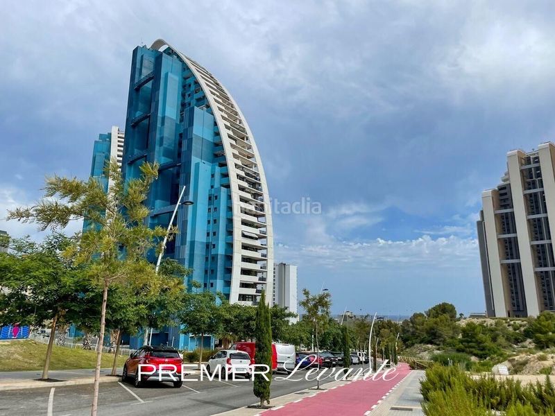 Foto 23e247e2-d765-423d-8aed-8677f9014e85. Piso  en venta en Playa Poniente Benidorm