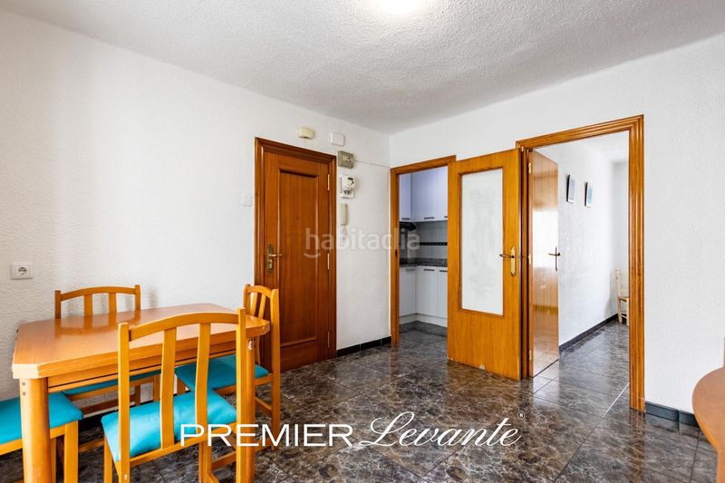Foto ce2cd0ef-7f0b-4d2f-b3d4-7735405bd216. Flat in Las Trescientas-San Francisco-Ciudad Vergel Elda