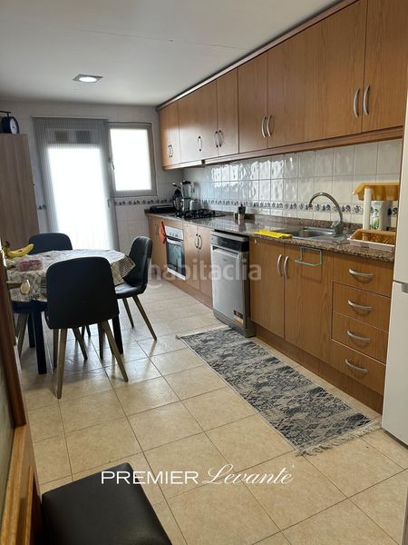 Foto a64d9f41-1c8d-4ff3-93bc-5bce9f6e12e9. Pis amb aparcament a La Nucia Pueblo Nucia (la)