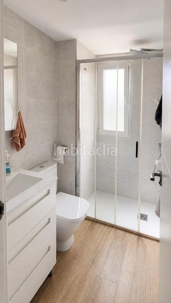 Foto b93f7898-aa0f-4c30-876b-fbb82f9a5d02. Rent flat in naciones de las 24 in Playa de San Juan Alicante
