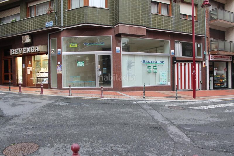 Foto dc9c7c60-b4a2-46ef-ac10-af28dd532ece. Local comercial amb calefacció a Centro Barakaldo