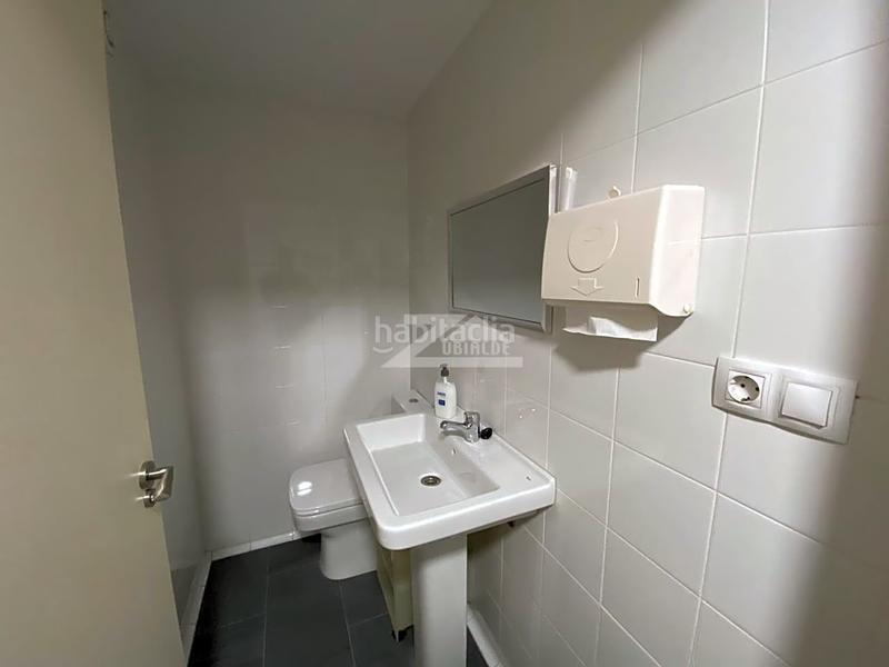 Foto e079076e-61d3-41e1-a61f-0ec606cc77d1. Lloguer local comercial a Cruces Barakaldo