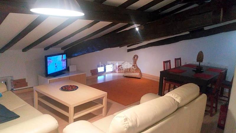 Foto 59e1ac20-d8a3-4901-be60-a5239b280815. Piso precioso atico abuhardillado en Centro Barakaldo