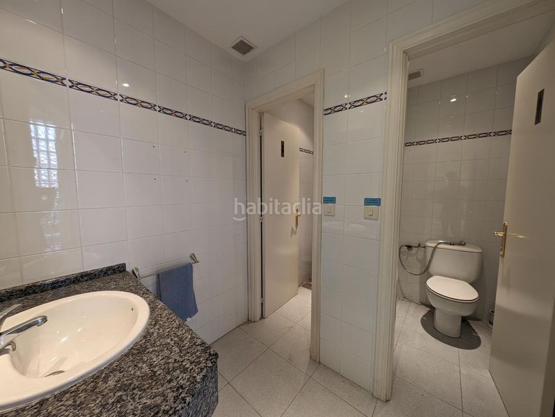 Foto fd29a753-884a-406c-86c7-f6a81cb36dcb. Local comercial a Centro Barakaldo