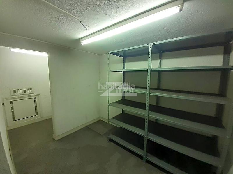 Foto c6cb10fc-9e51-4053-b8cc-88f9229857c1. Lloguer local comercial a Centro Barakaldo