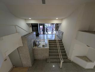 Location Local commercial  Elcano kalea. Gran local en el centro de barakaldo