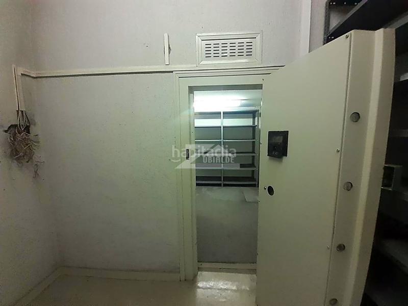 Foto df455a65-c16f-4cbc-a4d9-82116e7e2391. Rent business premise in Centro Barakaldo