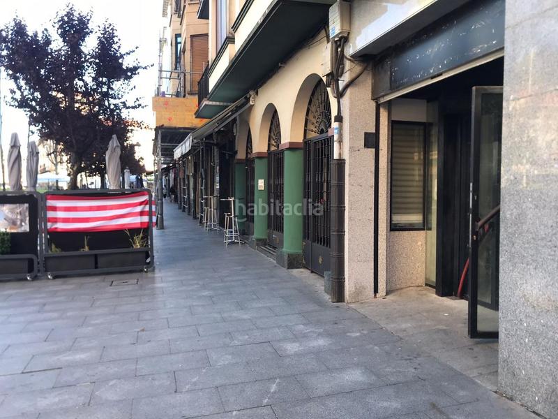 Foto 7cf39e1a-1dd0-42eb-9c23-c37d0f362fde. Location local commercial dans Gernika - Lumo